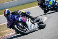 donington-no-limits-trackday;donington-park-photographs;donington-trackday-photographs;no-limits-trackdays;peter-wileman-photography;trackday-digital-images;trackday-photos